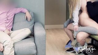 Муженек смотрит, как фанат трахает его жену. ДП с анальной пробкой. Рогоносец сперма в жопе фантазия об уборке. порно